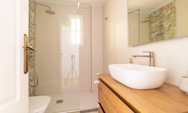 Herverkoop - Appartement / flat -
Torrevieja - La veleta