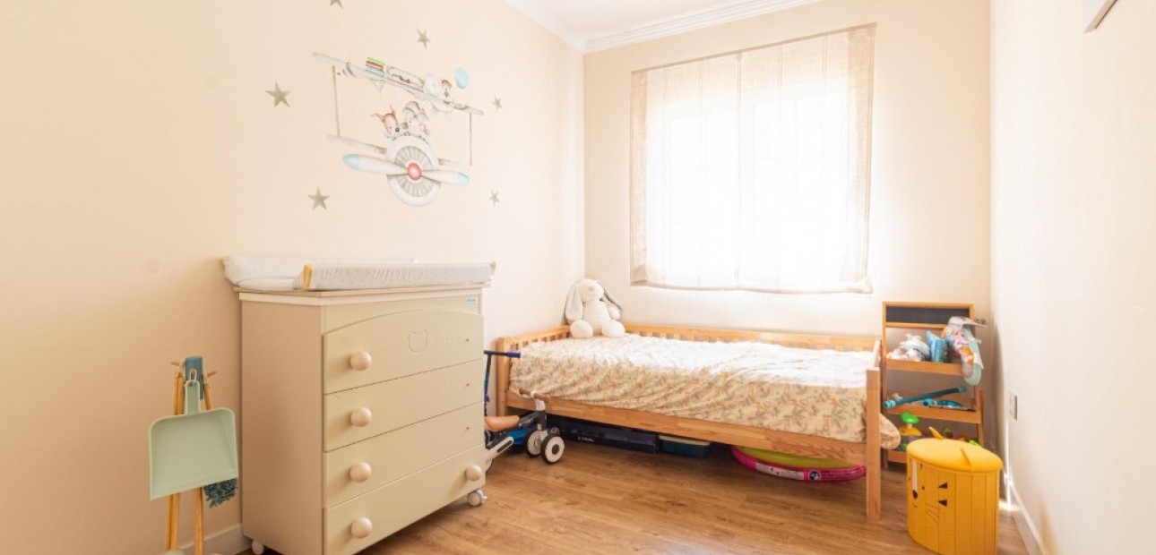 Herverkoop - Appartement / flat -
Torrevieja - La veleta