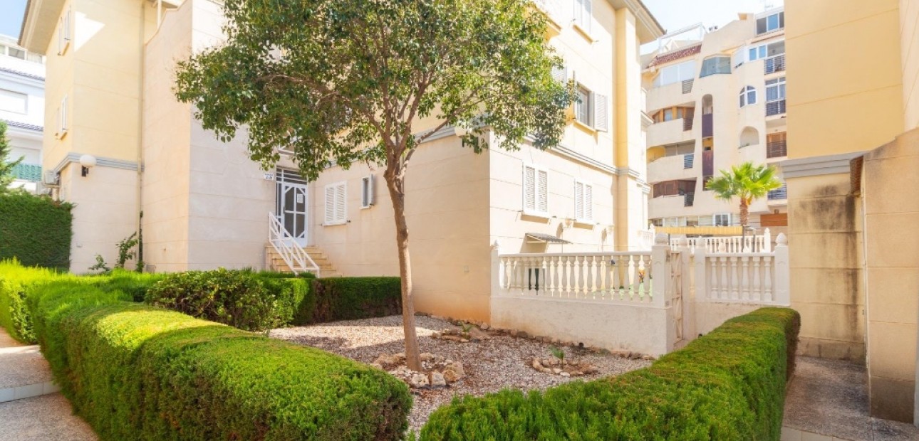 Herverkoop - Appartement / flat -
Torrevieja - La veleta