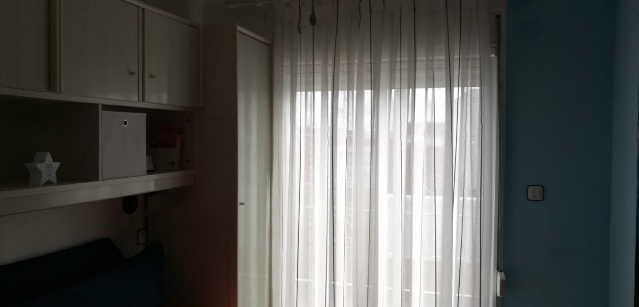 Herverkoop - Terraced house -
Torrevieja - La Siesta - El Salado - Torreta