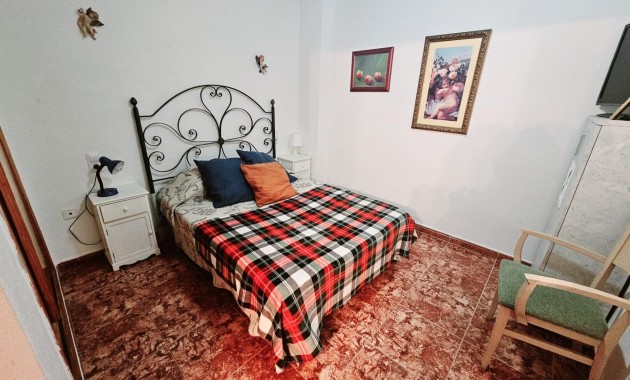 Herverkoop - Appartement / flat -
Torrevieja - Estacion de autobuses