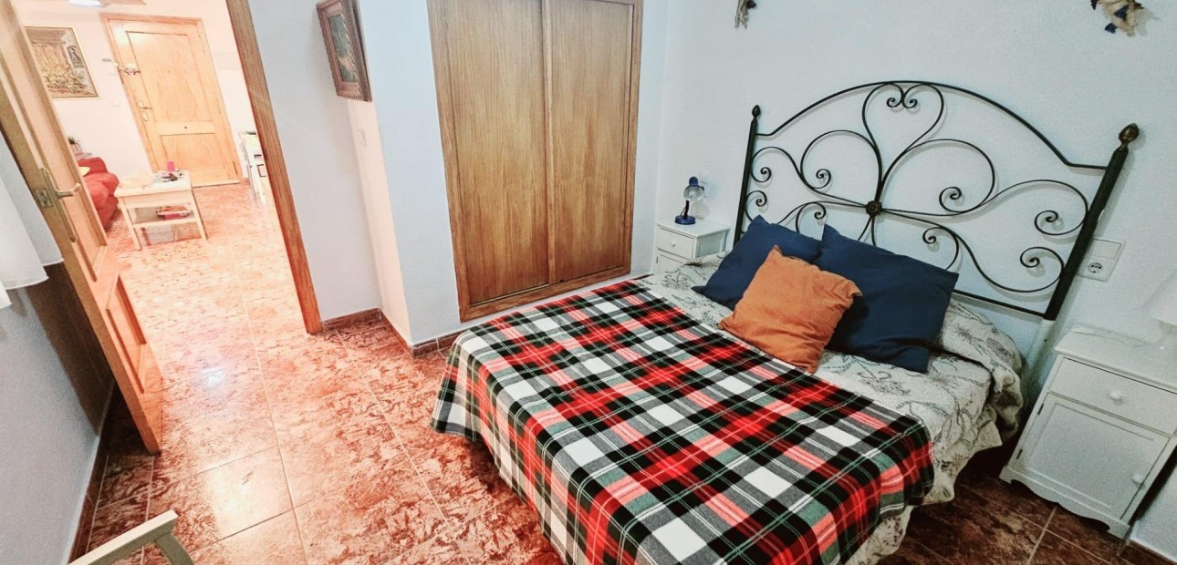 Herverkoop - Appartement / flat -
Torrevieja - Estacion de autobuses