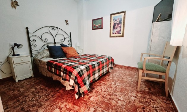 Herverkoop - Appartement / flat -
Torrevieja - Estacion de autobuses