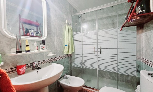 Herverkoop - Appartement / flat -
Torrevieja - Estacion de autobuses