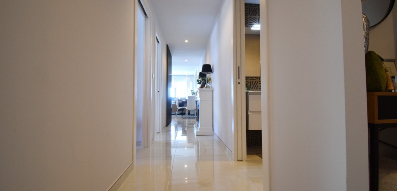 Venta - Apartamento / piso -
Orihuela Costa - Playa Flamenca