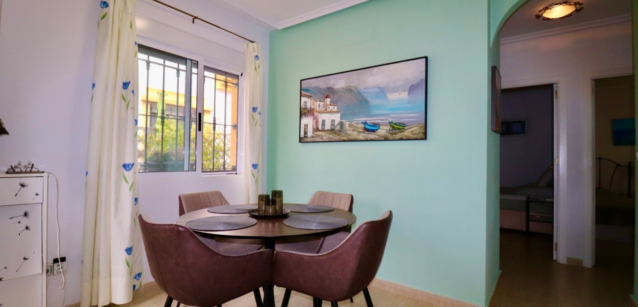 Venta - Villa -
Guardamar del Segura - El Raso