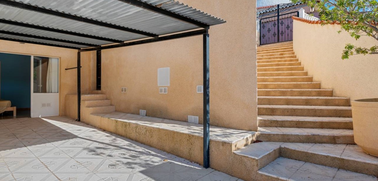 Herverkoop - Villa -
Ciudad Quesada