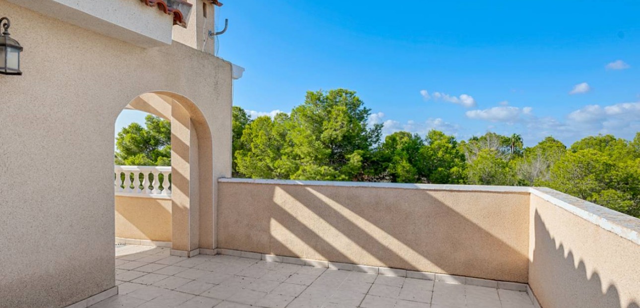 Herverkoop - Villa -
Ciudad Quesada