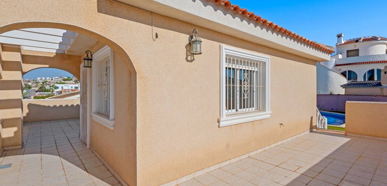 Herverkoop - Villa -
Ciudad Quesada