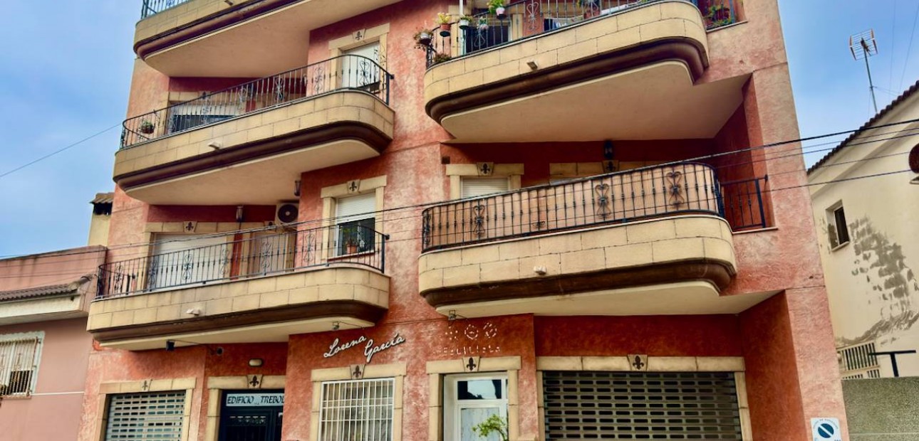 Herverkoop - Appartement / flat -
Formentera del Segura