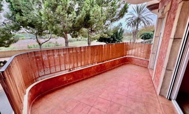 Herverkoop - Appartement / flat -
Formentera del Segura