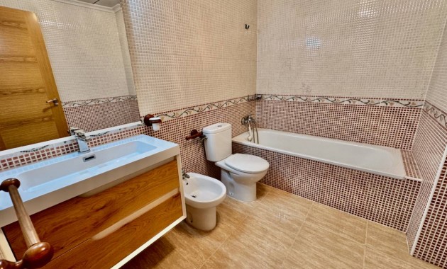 Herverkoop - Appartement / flat -
Formentera del Segura