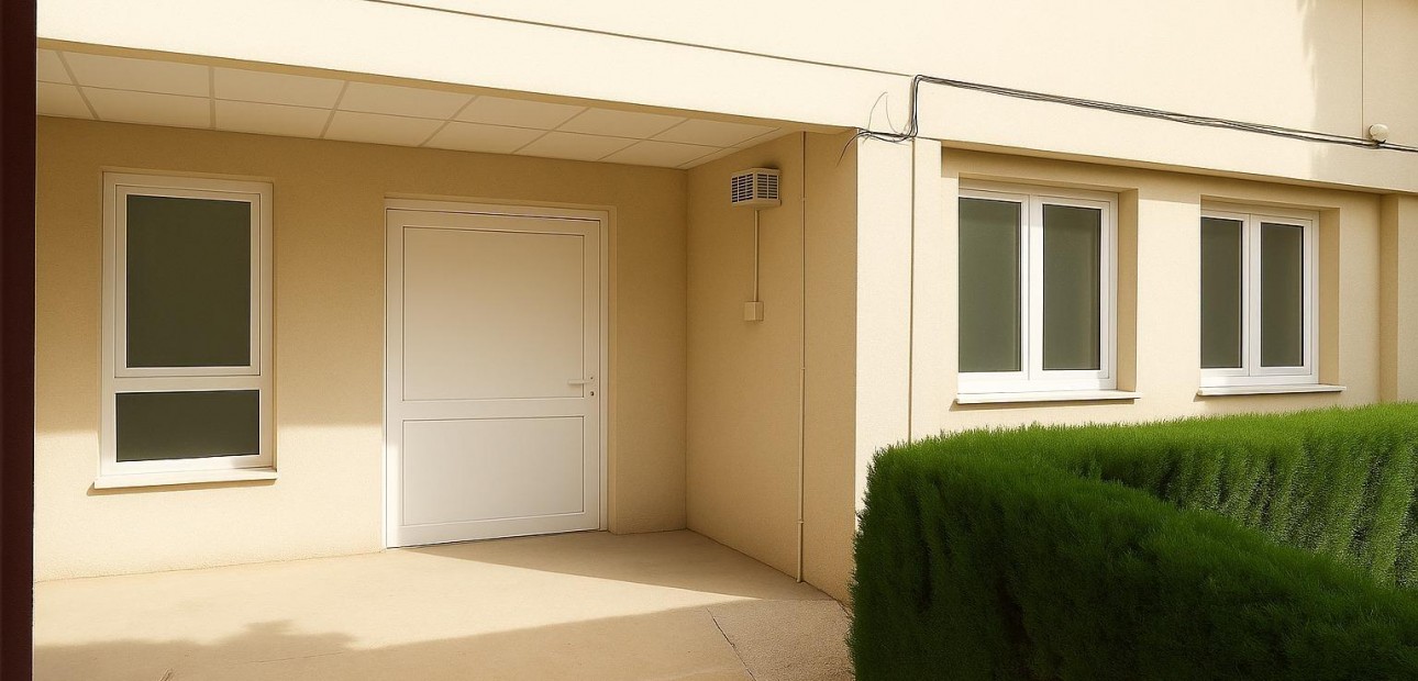 Venta - Commercial Unit -
Orihuela Costa - La Zenia