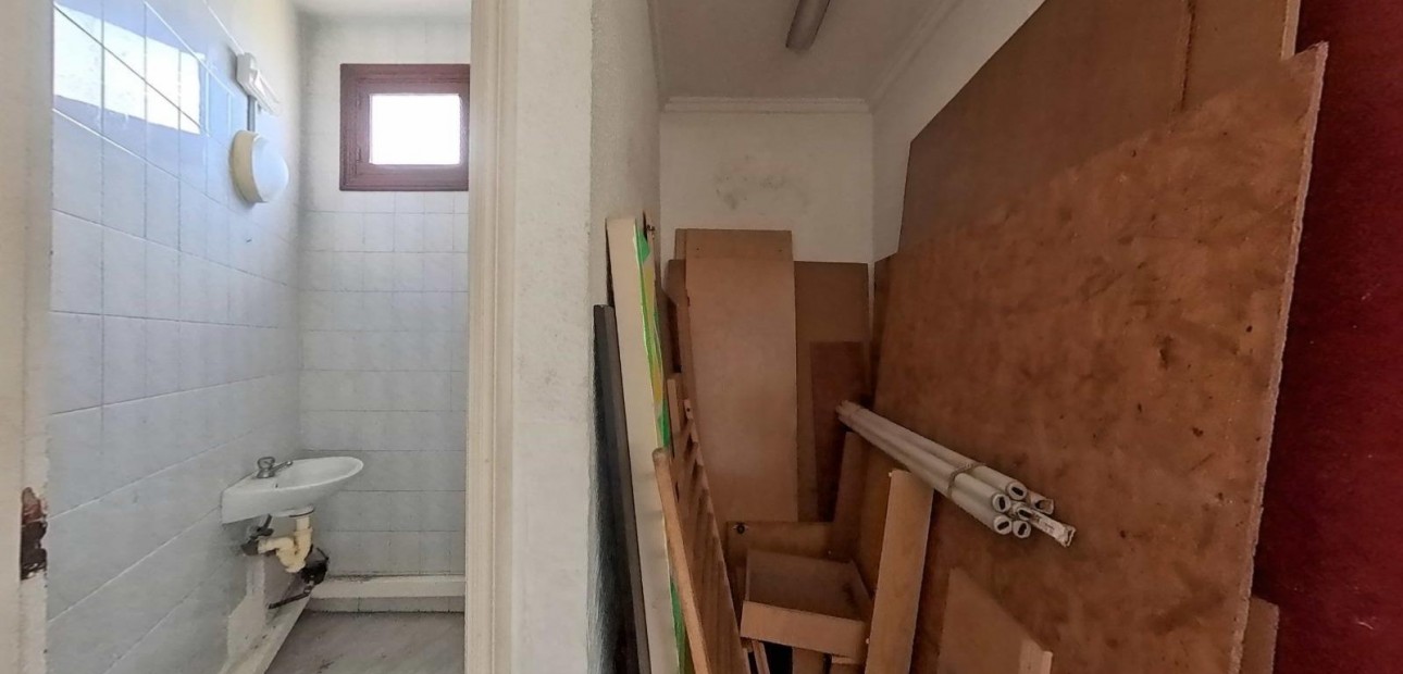 Venta - Commercial Unit -
Orihuela Costa - La Zenia