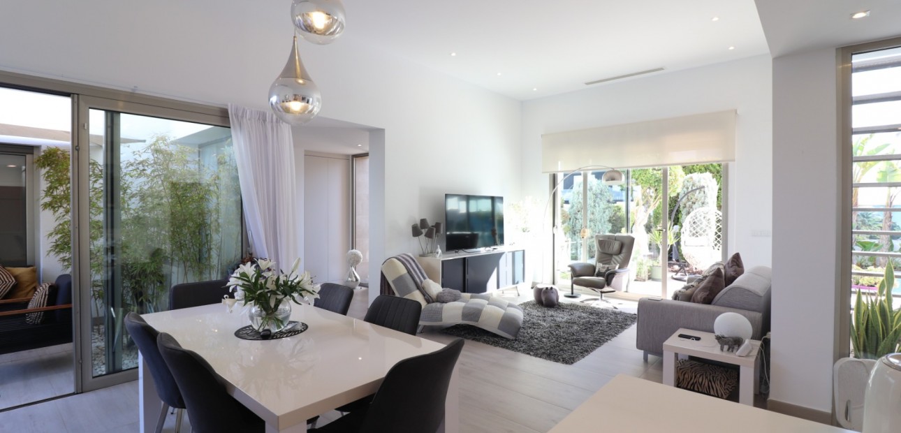 Venta - Detached Villa -
Benijofar - Benijofar - Village