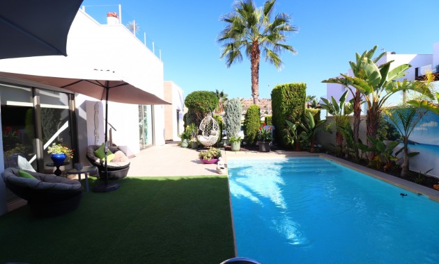 Venta - Detached Villa -
Benijofar - Benijofar - Village