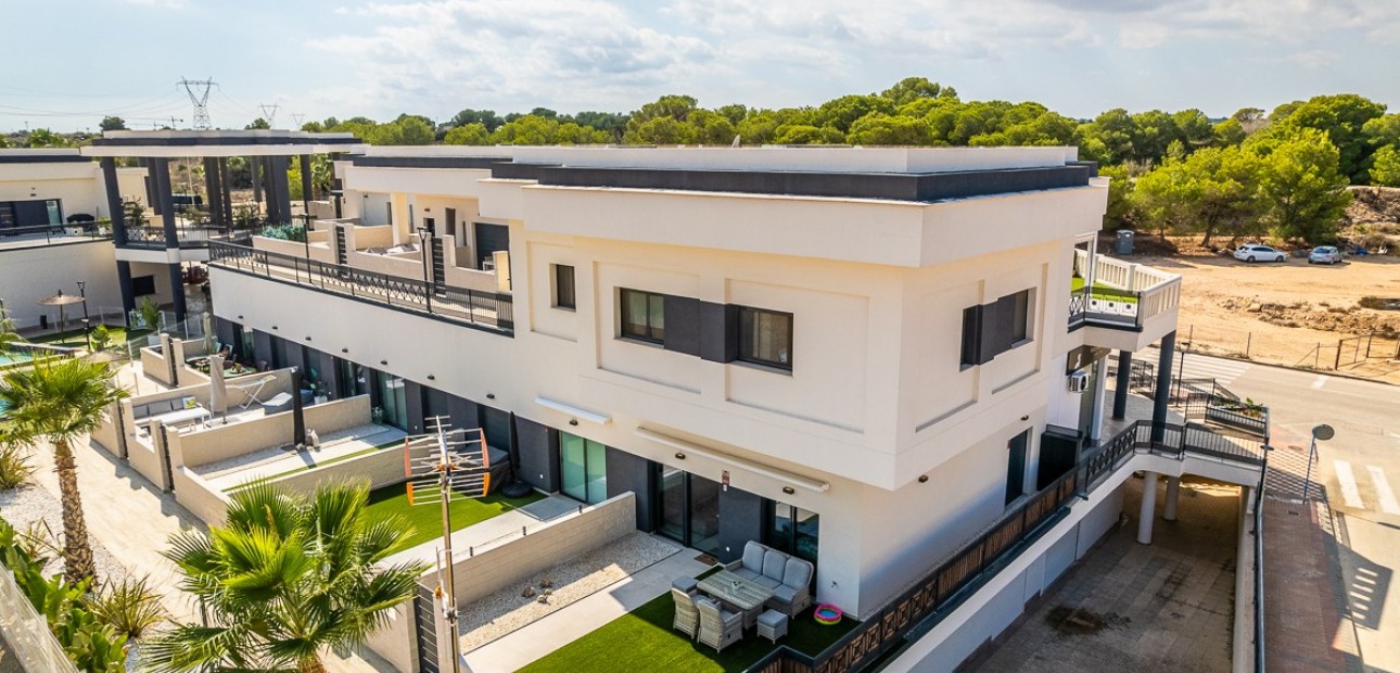 Herverkoop - Appartement / flat -
Lo Crispin