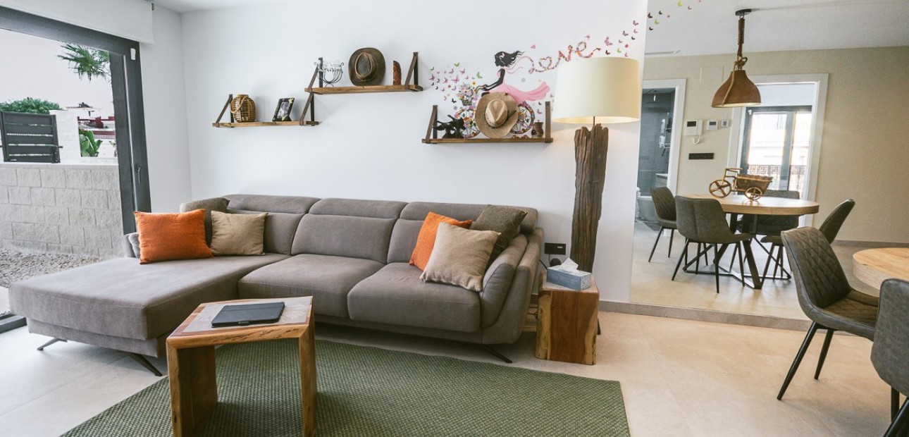 Herverkoop - Appartement / flat -
Lo Crispin