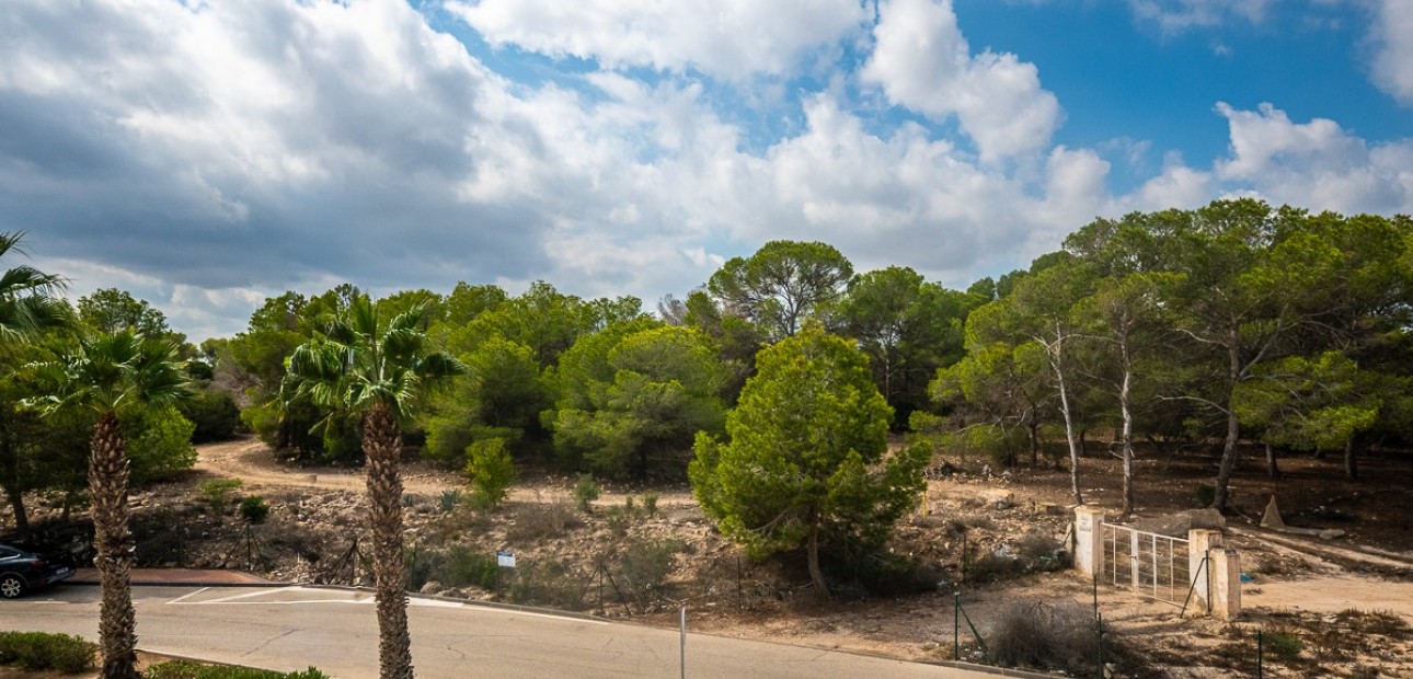 Herverkoop - Appartement / flat -
Lo Crispin