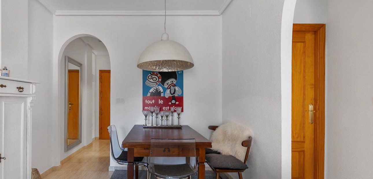 Sale - Apartment / flat -
Torrevieja - torrevieja