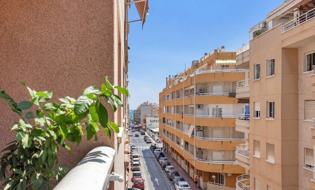 Sale - Apartment / flat -
Torrevieja - torrevieja