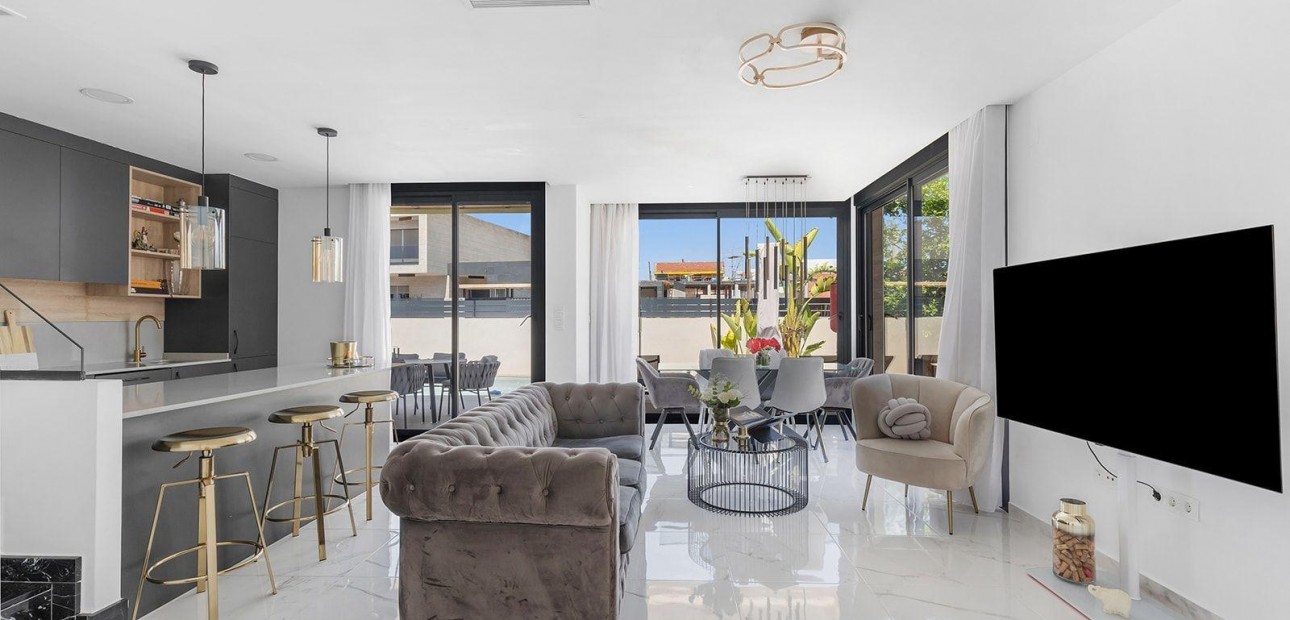 Sale - House -
Los Montesinos - Pueblo 8