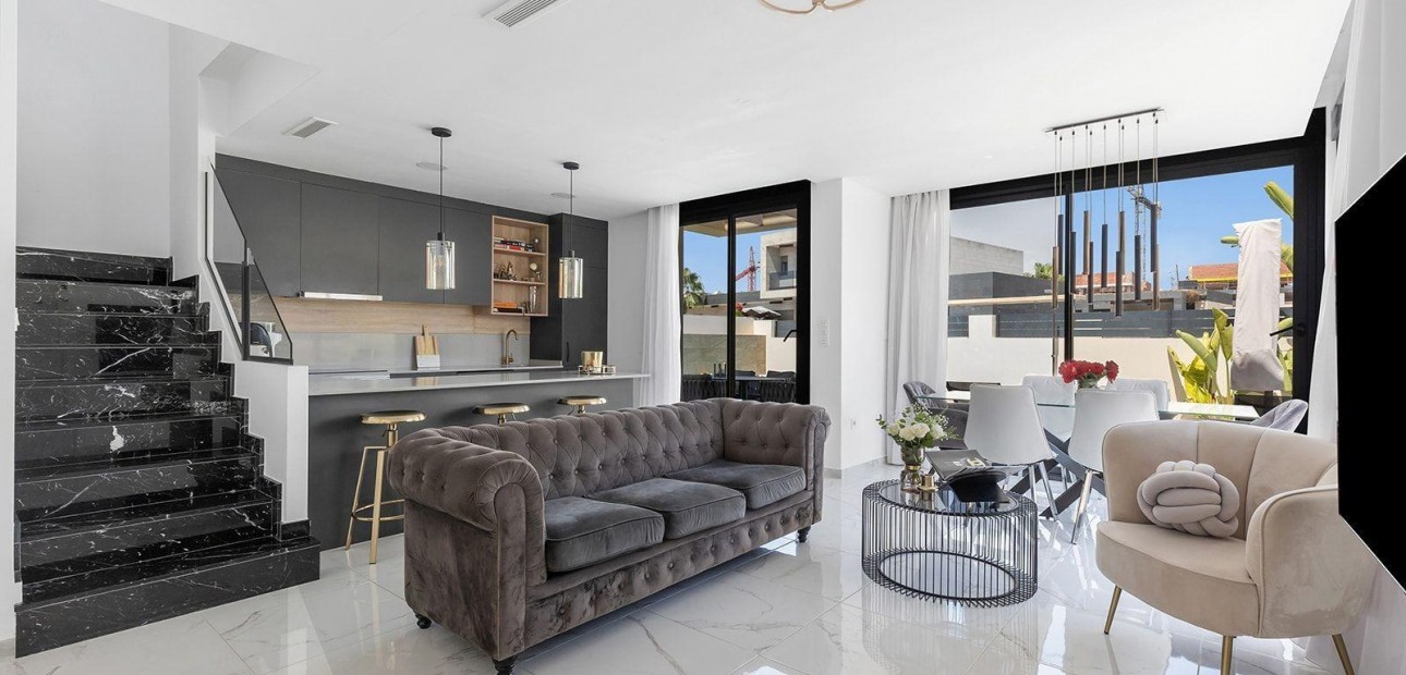 Sale - House -
Los Montesinos - Pueblo 8