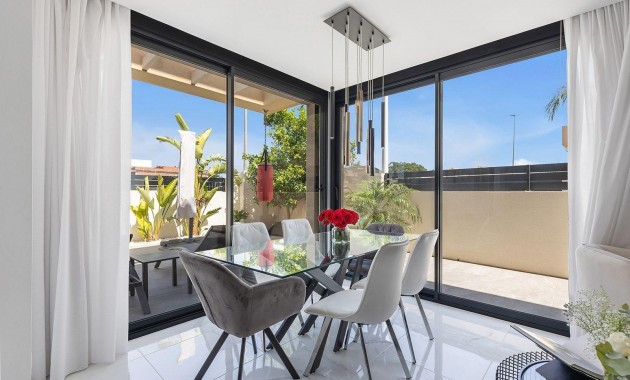 Sale - House -
Los Montesinos - Pueblo 8