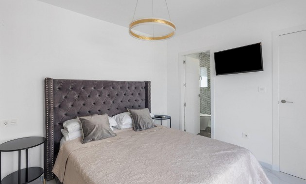 Sale - House -
Los Montesinos - Pueblo 8