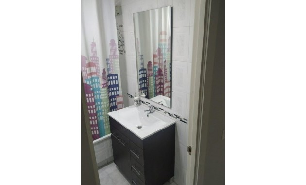 Sale - Studio -
Torrevieja - Centro