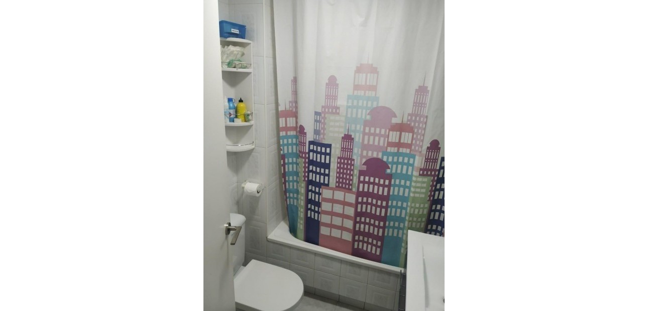 Sale - Studio -
Torrevieja - Centro