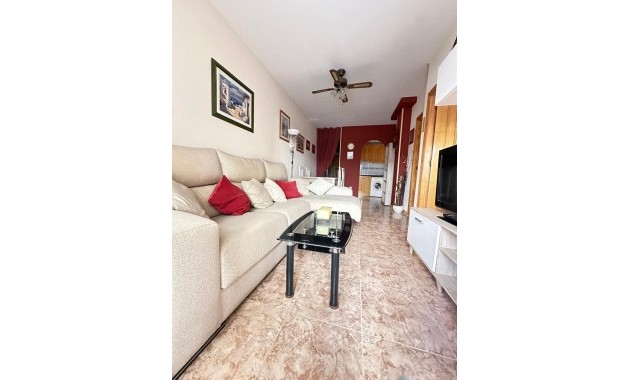 Herverkoop - Appartement / flat -
Torrevieja - Estacion de autobuses