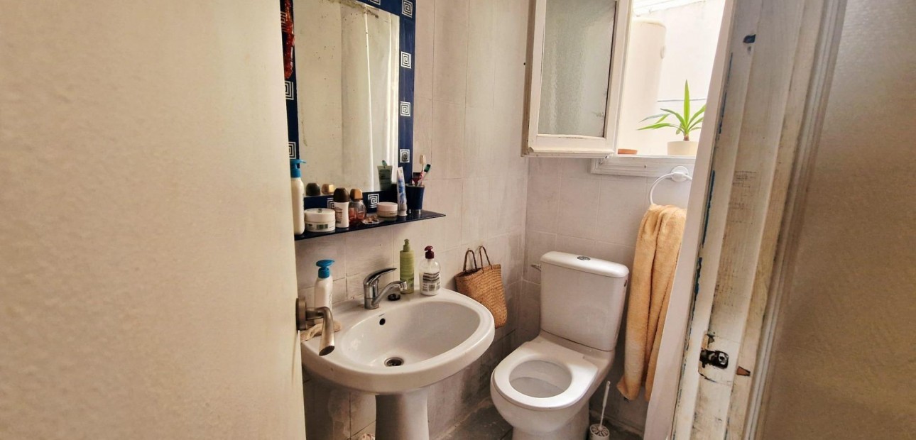 Sale - Apartment / flat -
Torrevieja - La Siesta - El Salado - Torreta