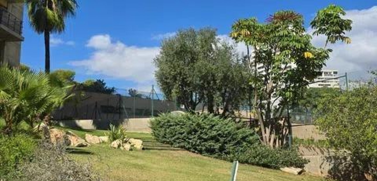 Herverkoop - Appartement / flat -
Benidorm - Via Parque