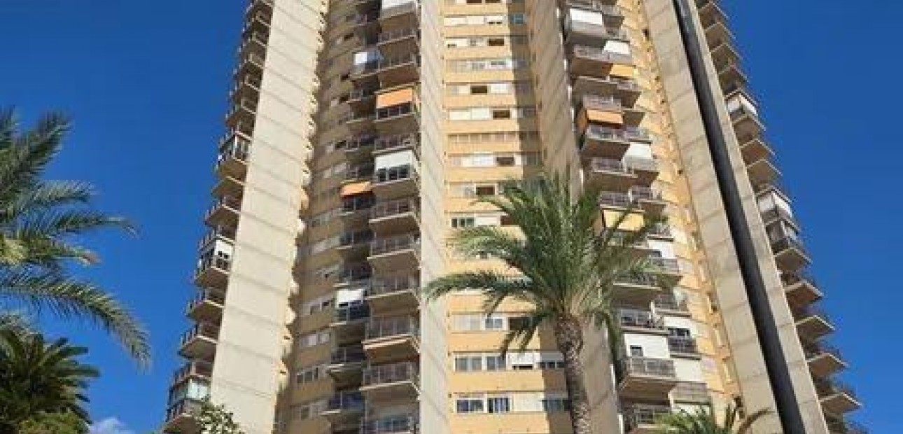 Herverkoop - Appartement / flat -
Benidorm - Via Parque
