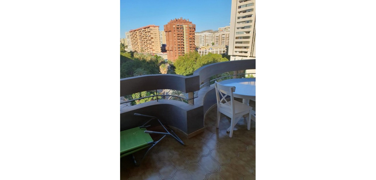Venta - Apartamento / piso -
Málaga - Centro