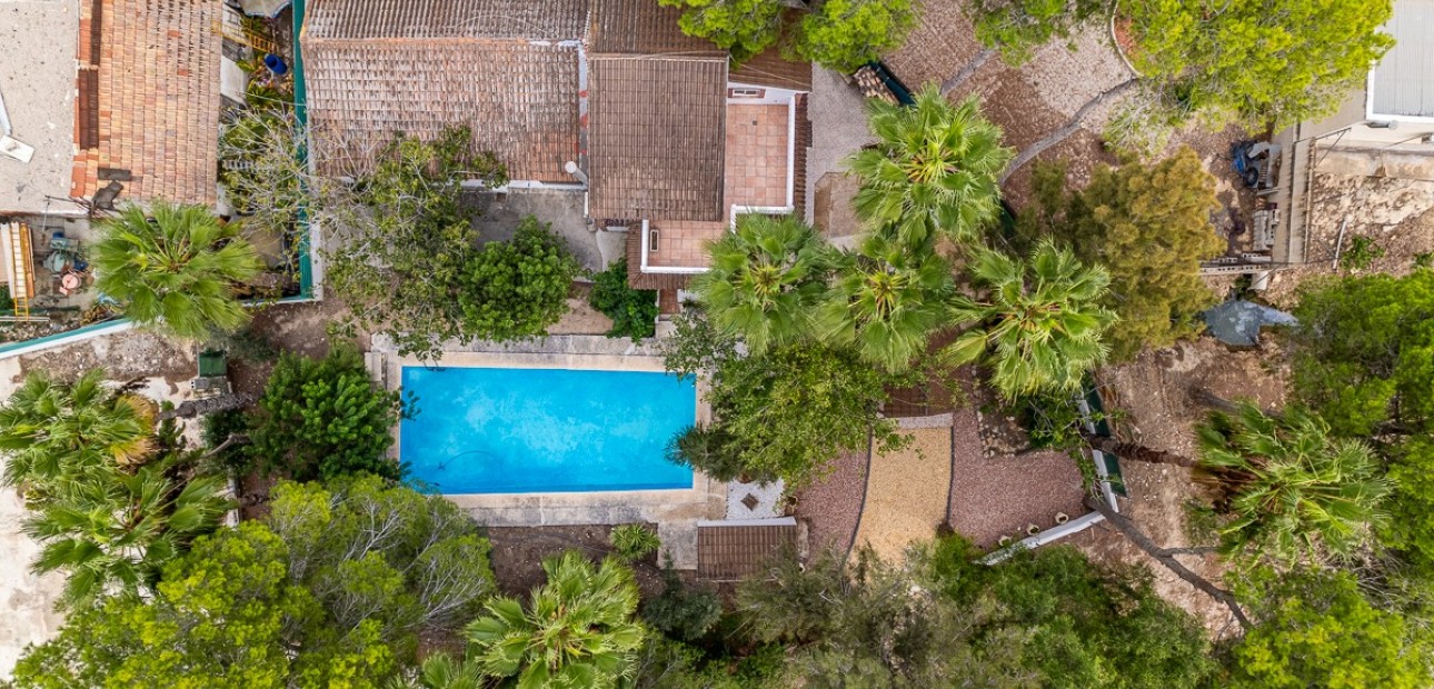 Sale - House -
Orihuela