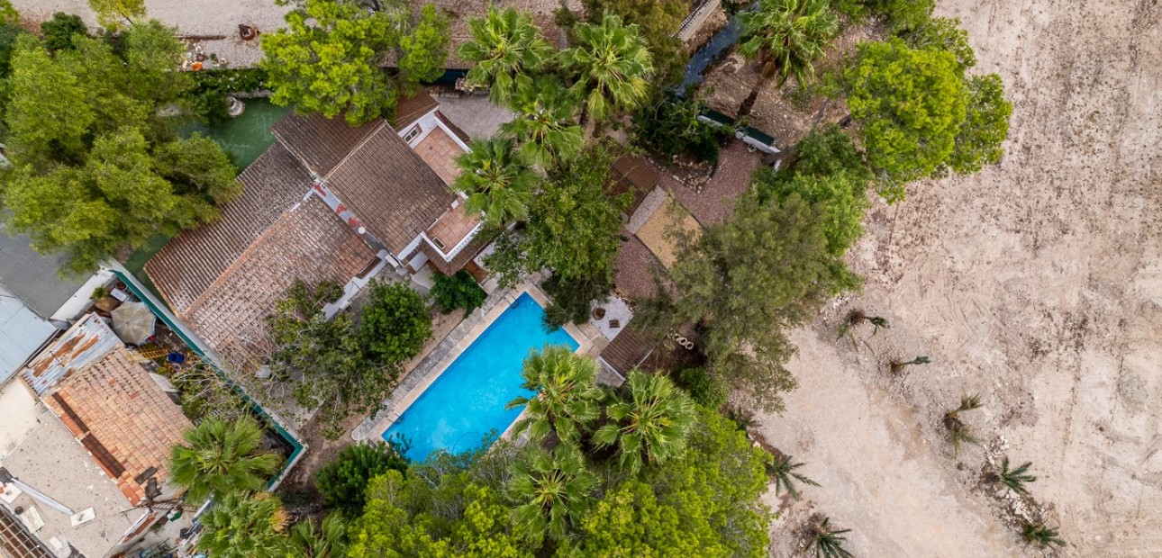 Sale - House -
Orihuela