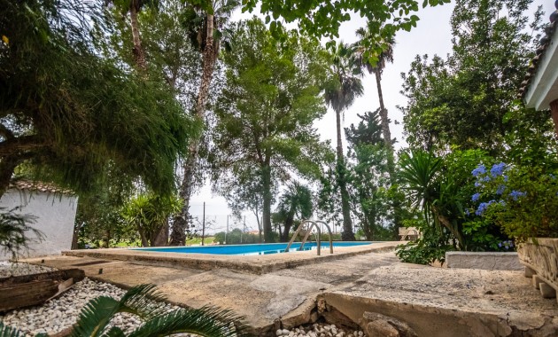 Sale - House -
Orihuela