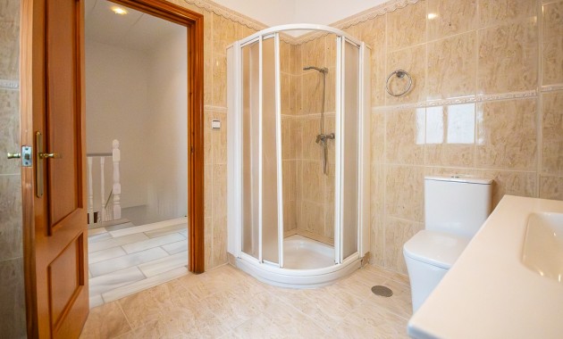 Sale - House -
Orihuela