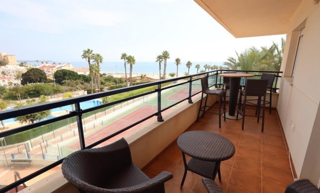 Herverkoop - Penthouse -
Pilar de la Horadada - Pueblo Latino