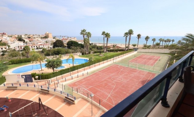 Herverkoop - Penthouse -
Pilar de la Horadada - Pueblo Latino