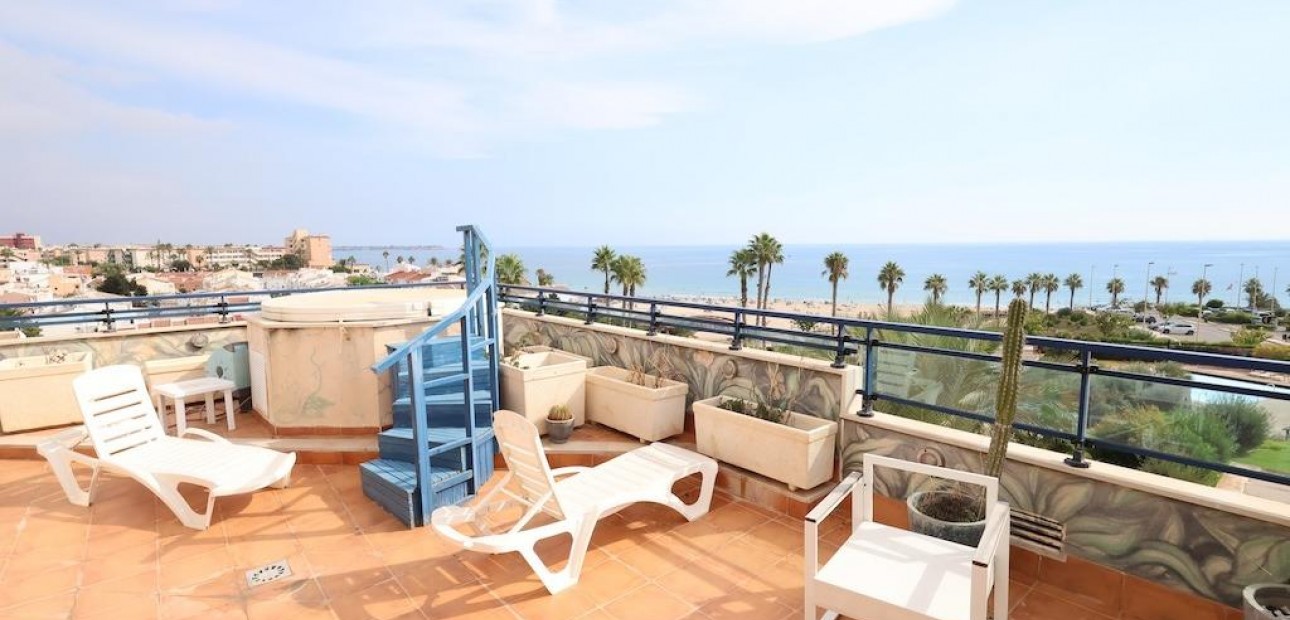 Herverkoop - Penthouse -
Pilar de la Horadada - Pueblo Latino