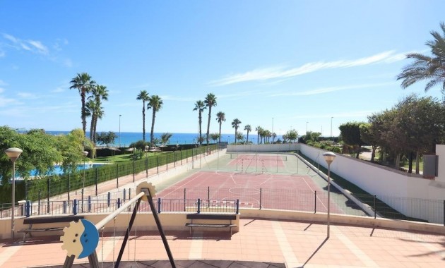 Herverkoop - Penthouse -
Pilar de la Horadada - Pueblo Latino