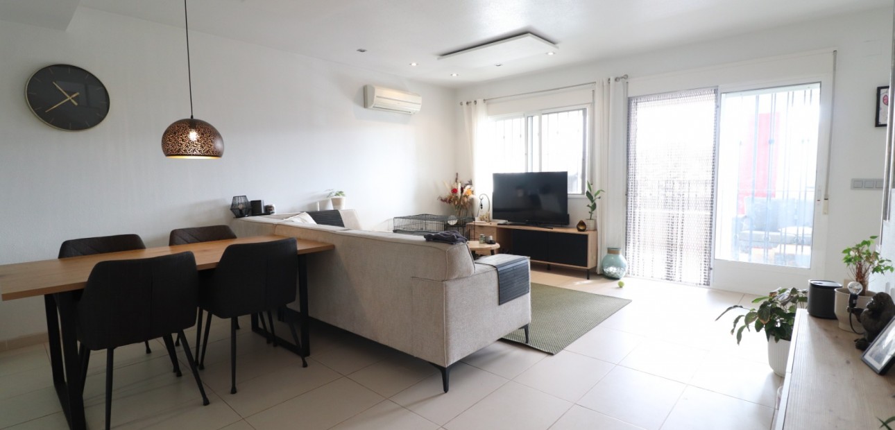 Sale - Townhouse -
Benijofar - Benijofar - Village