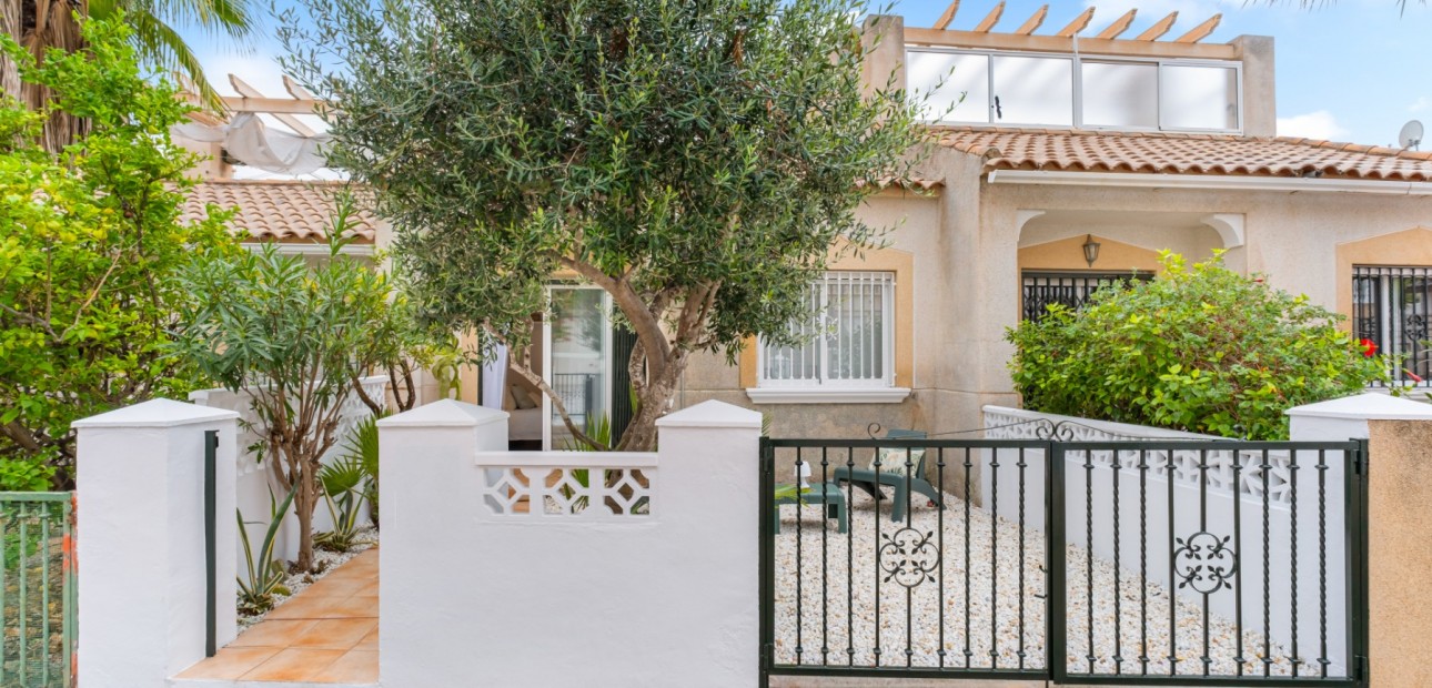 Herverkoop - Bungalow -
Orihuela Costa - Villamartin