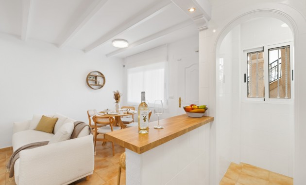 Herverkoop - Bungalow -
Orihuela Costa - Villamartin