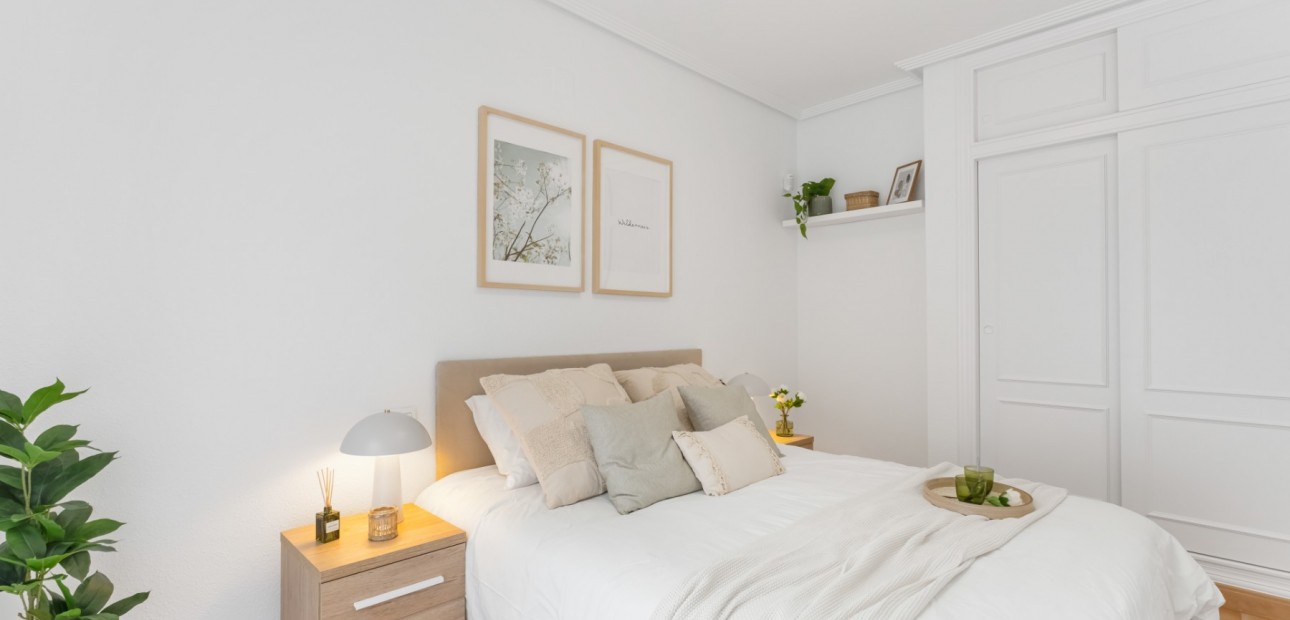 Herverkoop - Bungalow -
Orihuela Costa - Villamartin