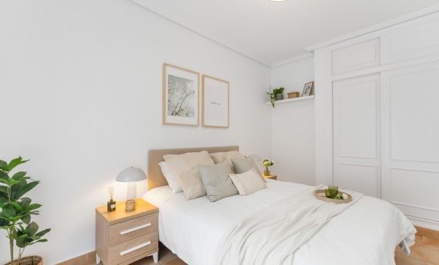 Herverkoop - Bungalow -
Orihuela Costa - Villamartin