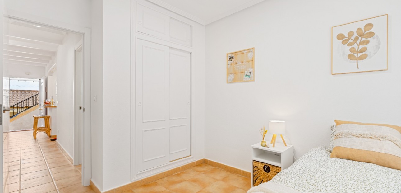 Herverkoop - Bungalow -
Orihuela Costa - Villamartin